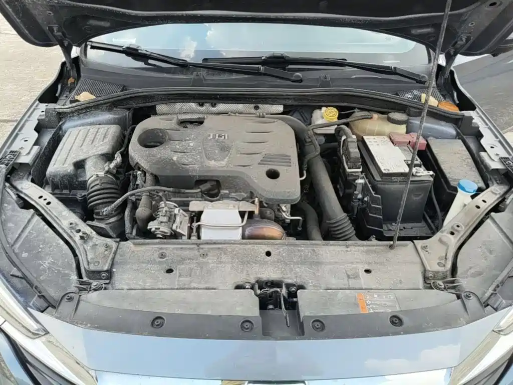 Roewe i6 MAX 2021 2020 Model 300TGI Automatic Cool & Smart Edition