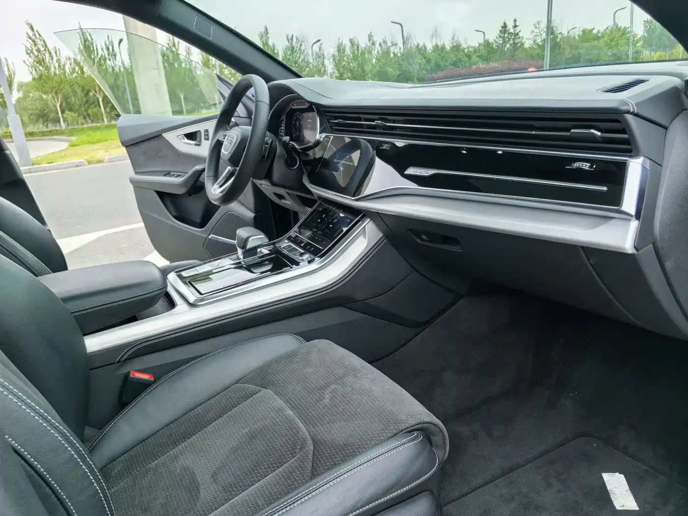 Audi Q8 2019 Model 55 TFSI Premium Dynamic фото 15