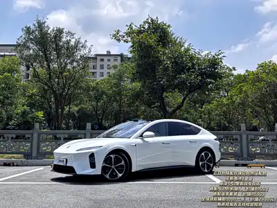 NIO ET5