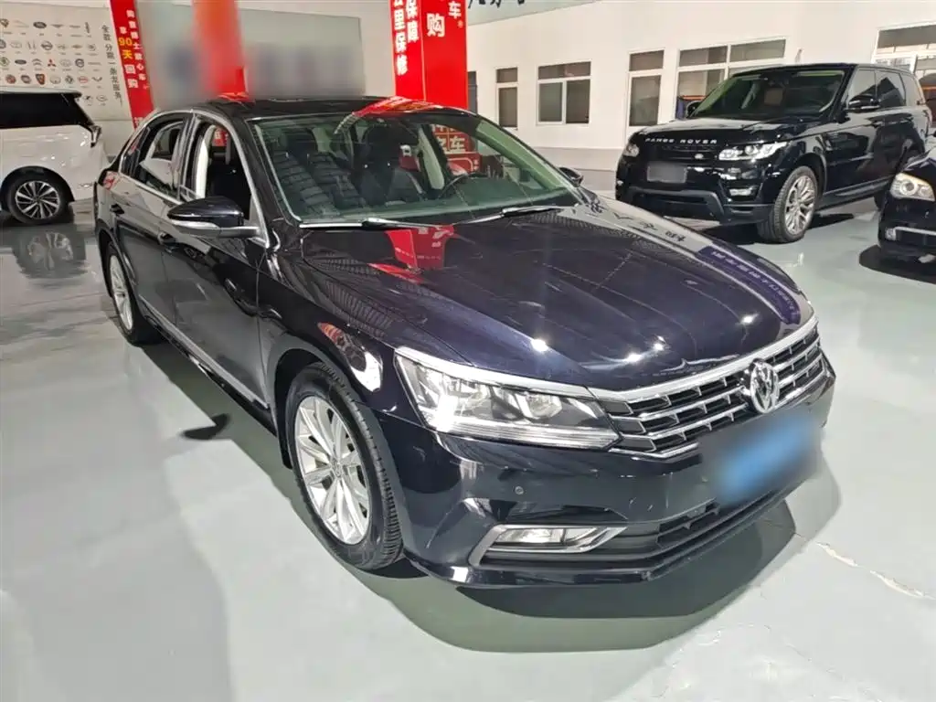 Volkswagen Passat 2017 280TSI DSG Prestige фото 4