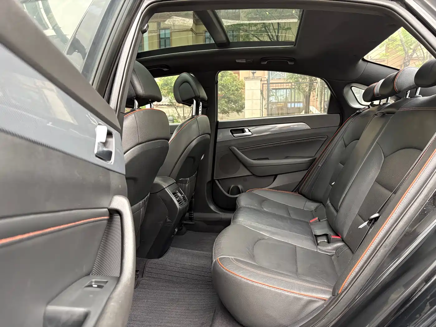 Hyundai Sonata 2015 1.6T GLS Smart фото 7