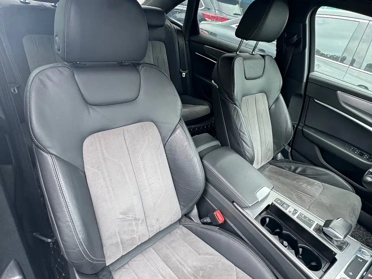 Audi A6L 2020 45 TFSI quattro Premium Dynamic фото 13