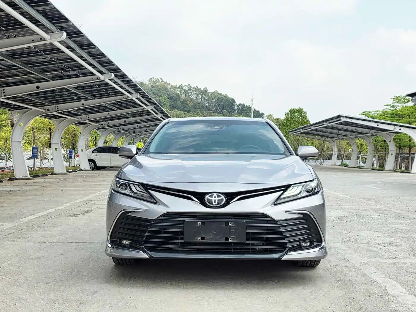 Toyota Camry 2021 2.0G Luxury Edition фото 3