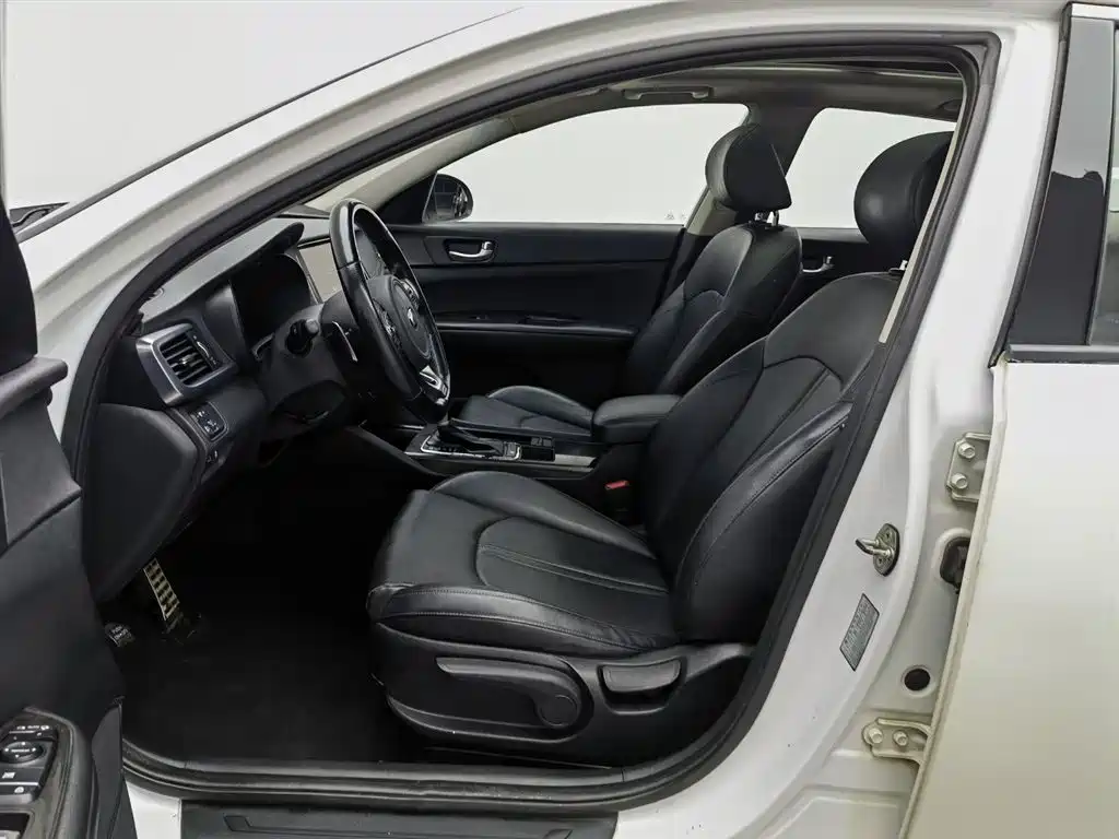 Kia K5 2016 1.6T Automatic LUX фото 10
