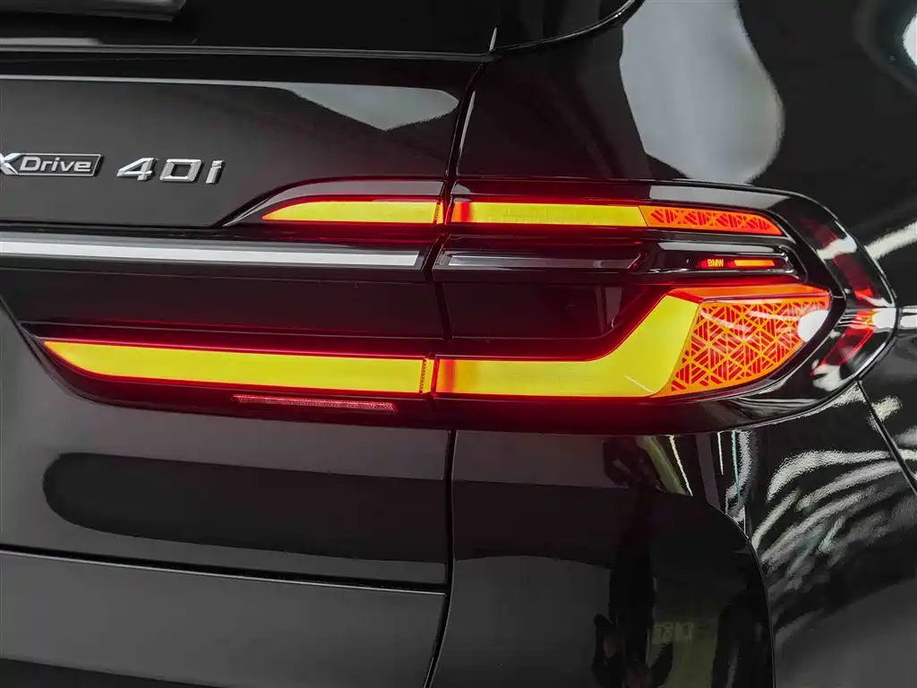 BMW X7 2023 xDrive40i Leading Luxury Package фото 13