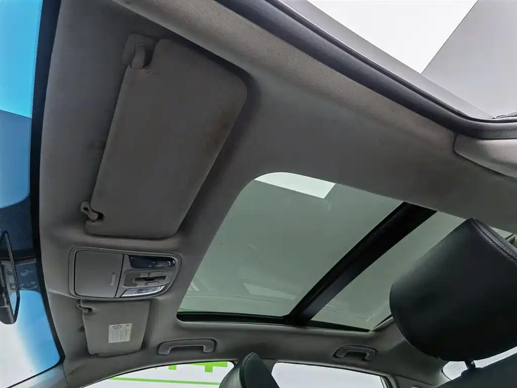 Kia K5 2016 1.6T Automatic LUX фото 14