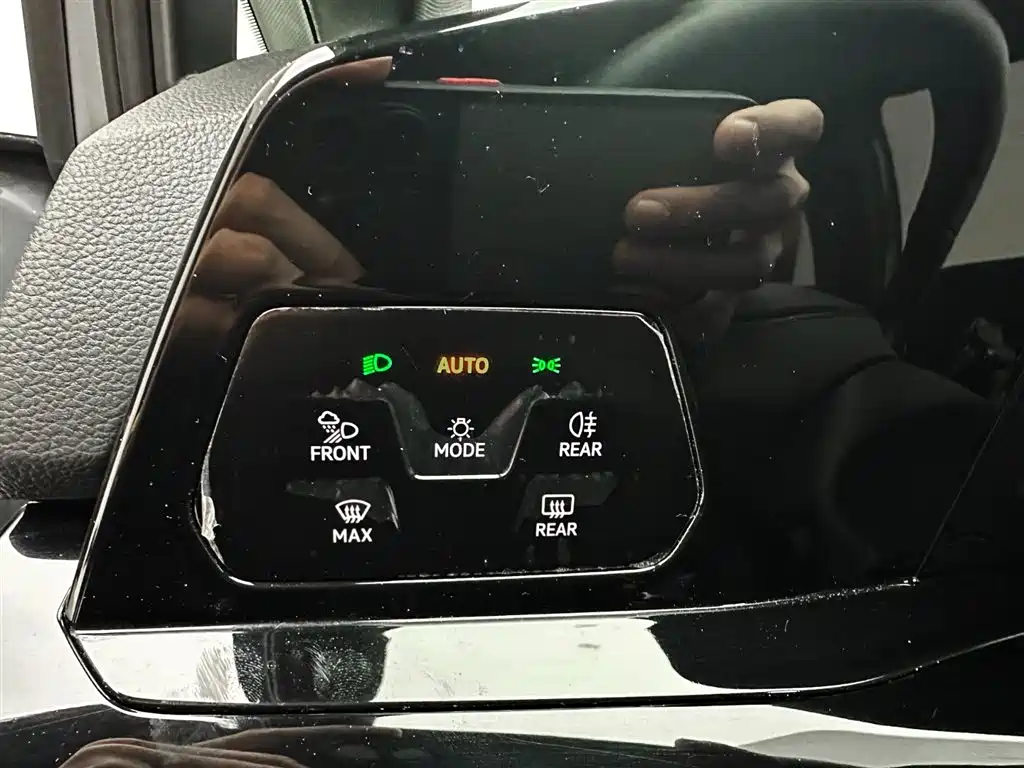 Volkswagen Golf 2021 280TSI DSG R-Line фото 18