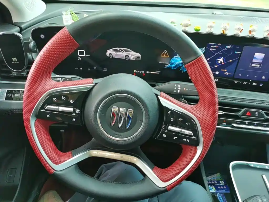 Buick LaCrosse 2025 2025 Model 28T Platinum Edition