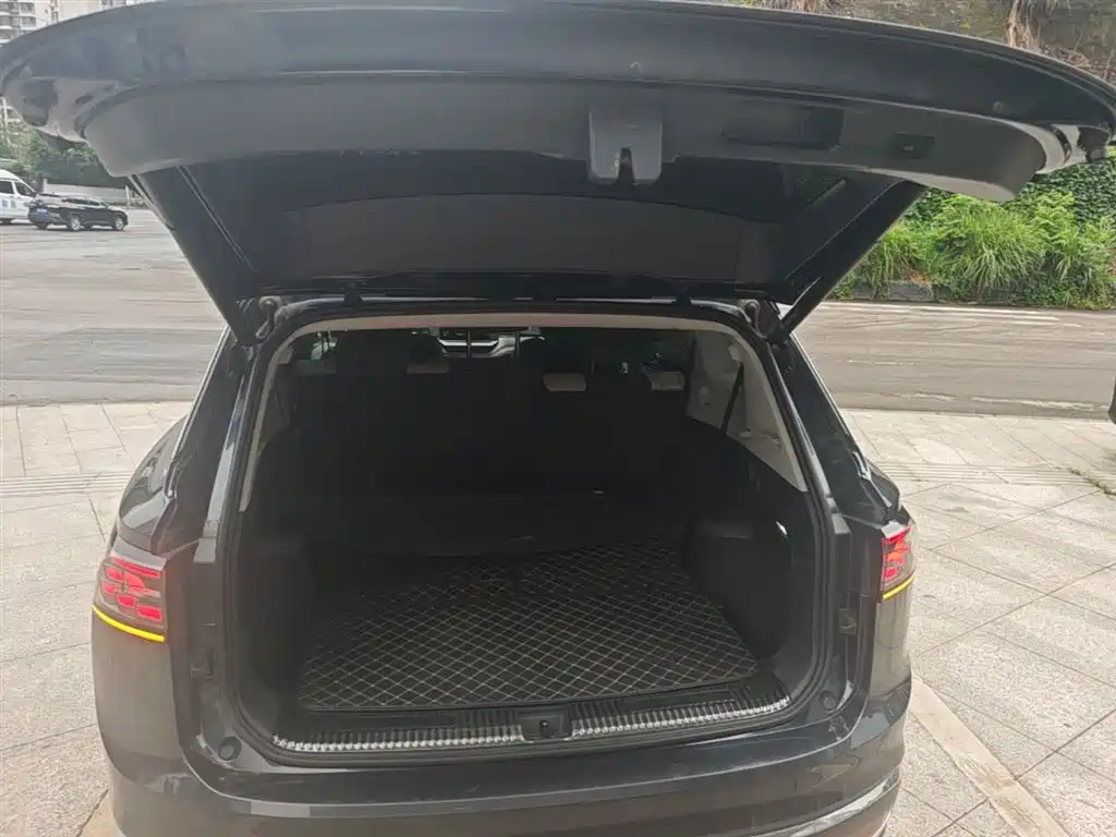 Volkswagen ID.6 CROZZ 2022 Long Range Lite PRO Version фото 19