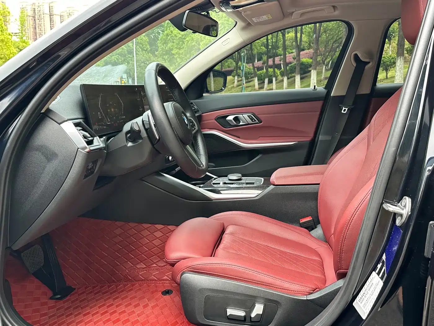 BMW 3 Series 2023 325Li M Sport Package фото 5