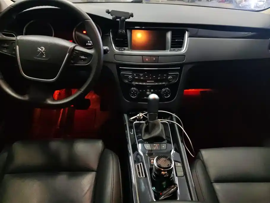 Peugeot 508 2015 1.6THP Auto Excellence Edition фото 12