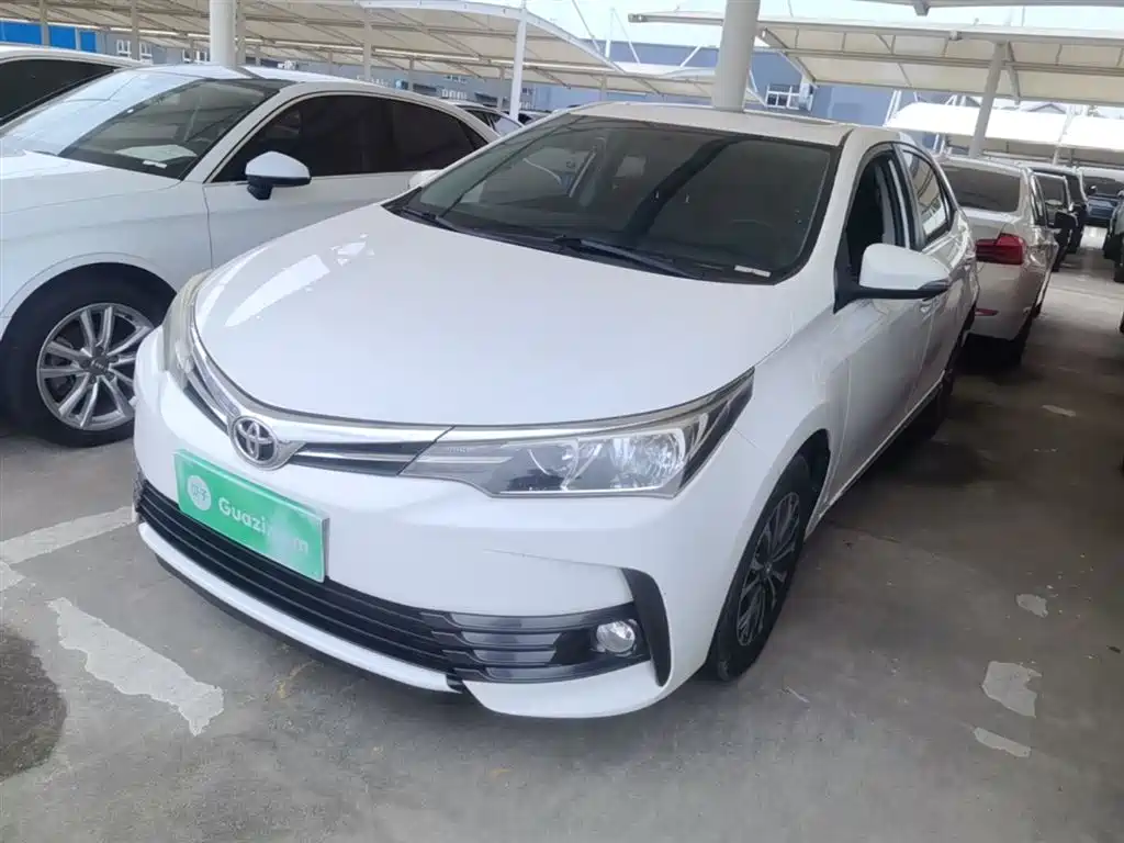 Toyota Corolla 2017 Facelift 1.2T S-CVT GL-i фото 2