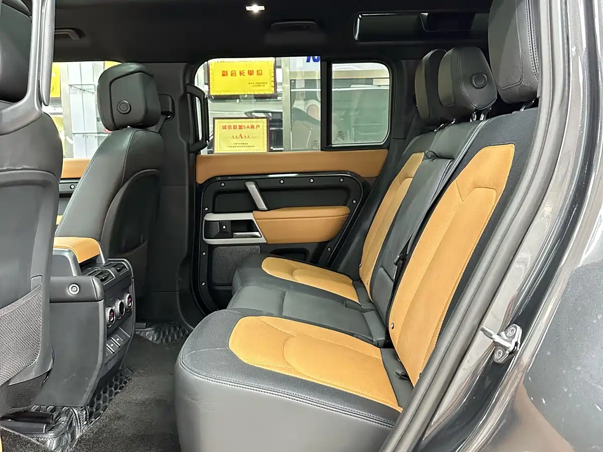 Land Rover Defender 2024 2024 110 3.0T P400 X-DYNAMIC HSE