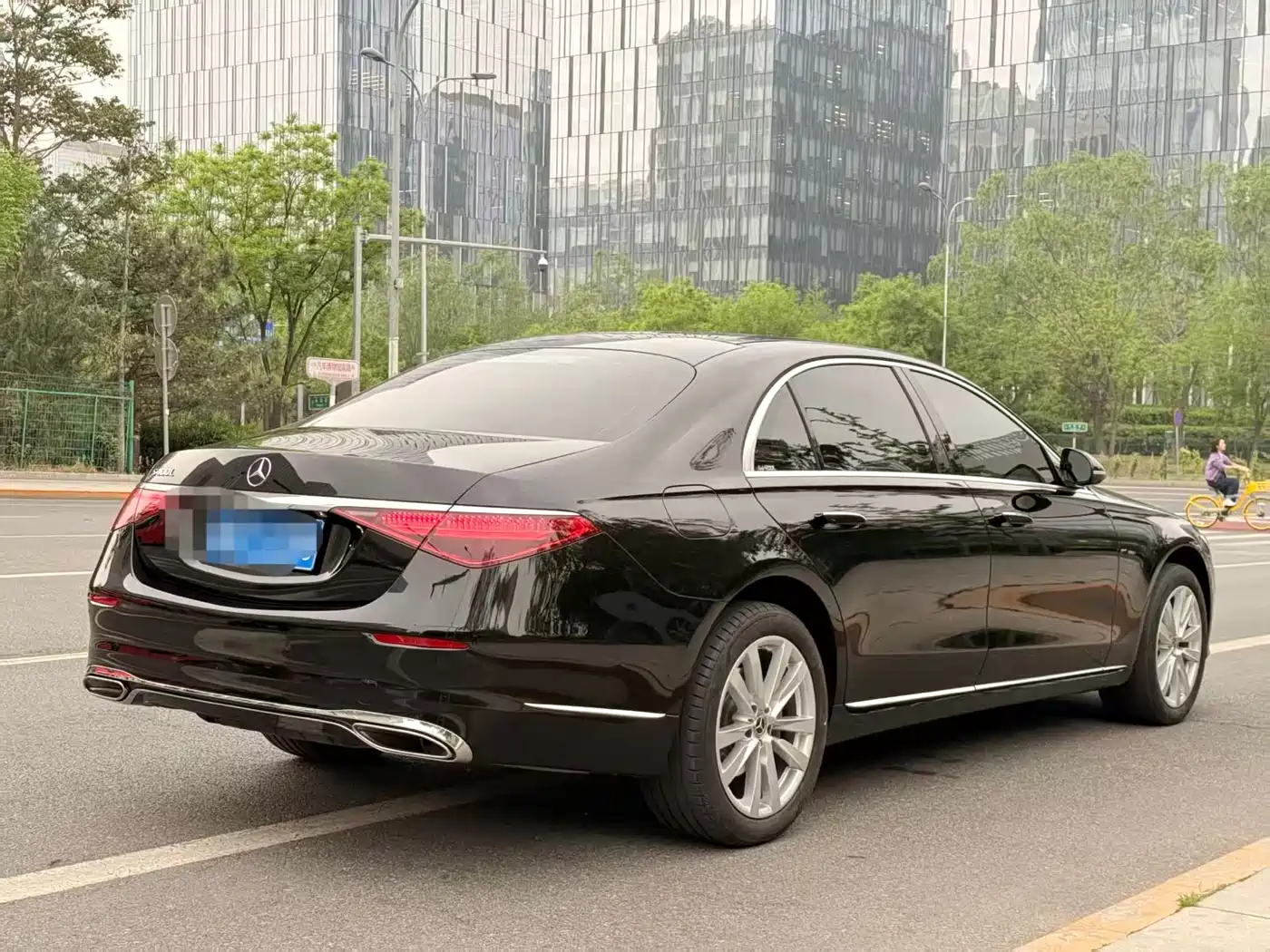 Mercedes-Benz S-Class 2024 S 400 L Business Edition фото 4