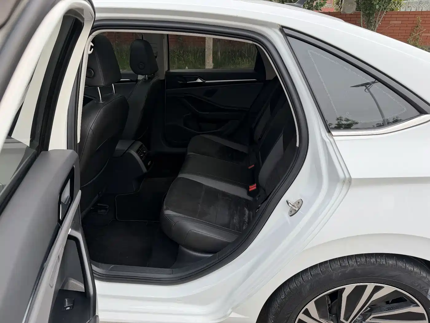 Volkswagen Sagitar 2021 280TSI DSG Comfort Smart Connect Edition фото 10
