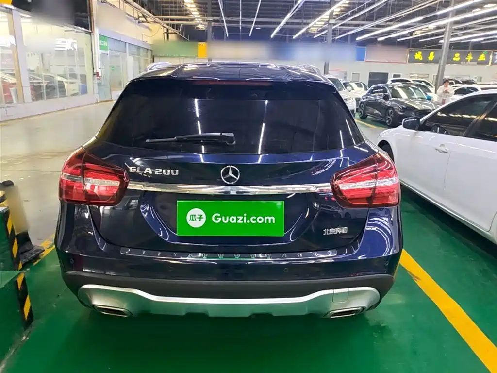 Mercedes-Benz GLA 2017 GLA 200 Dynamic фото 6