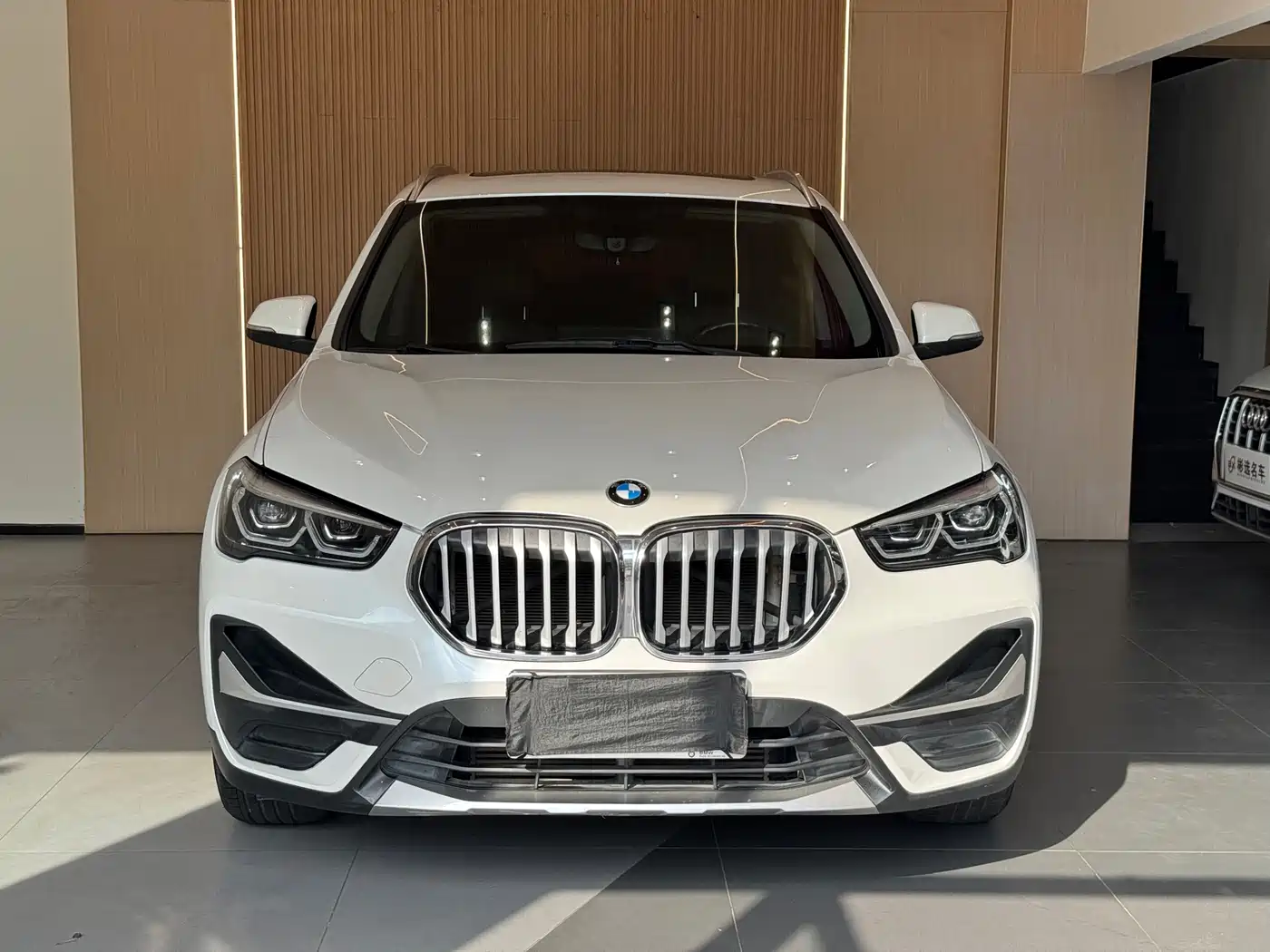 BMW X1 2020 sDrive20Li Premium Edition фото 2