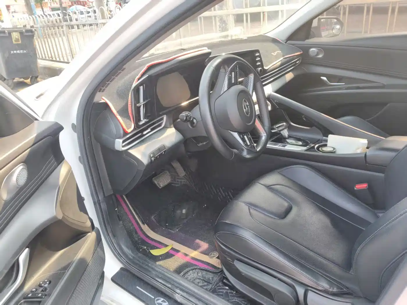 Hyundai Elantra 2021 1.5L CVT GLX Elite Edition фото 8