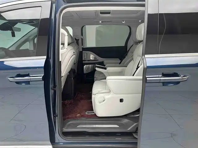 Voyah Auto Voyah Dreamer 2025 PHEV AWD Flagship Kunpeng Edition фото 12