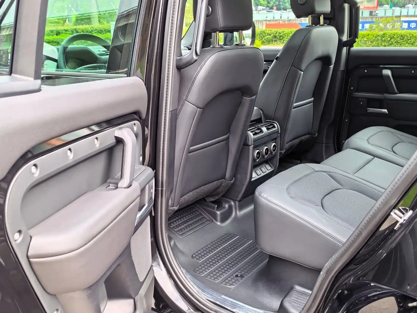 Land Rover Defender, миниатюра 12