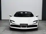 Фото 3 - Ferrari SF90