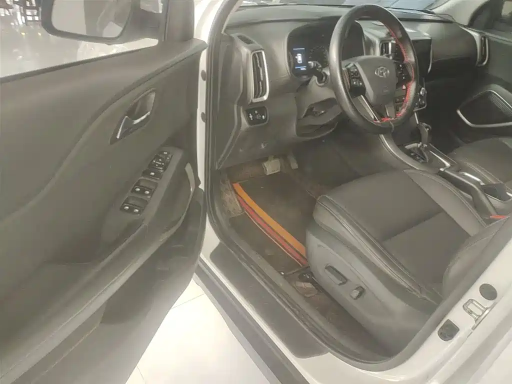 Hyundai Beijing Hyundai ix35 2019 2.0L Automatic 2WD Zhiyong·Enjoy China V фото 16