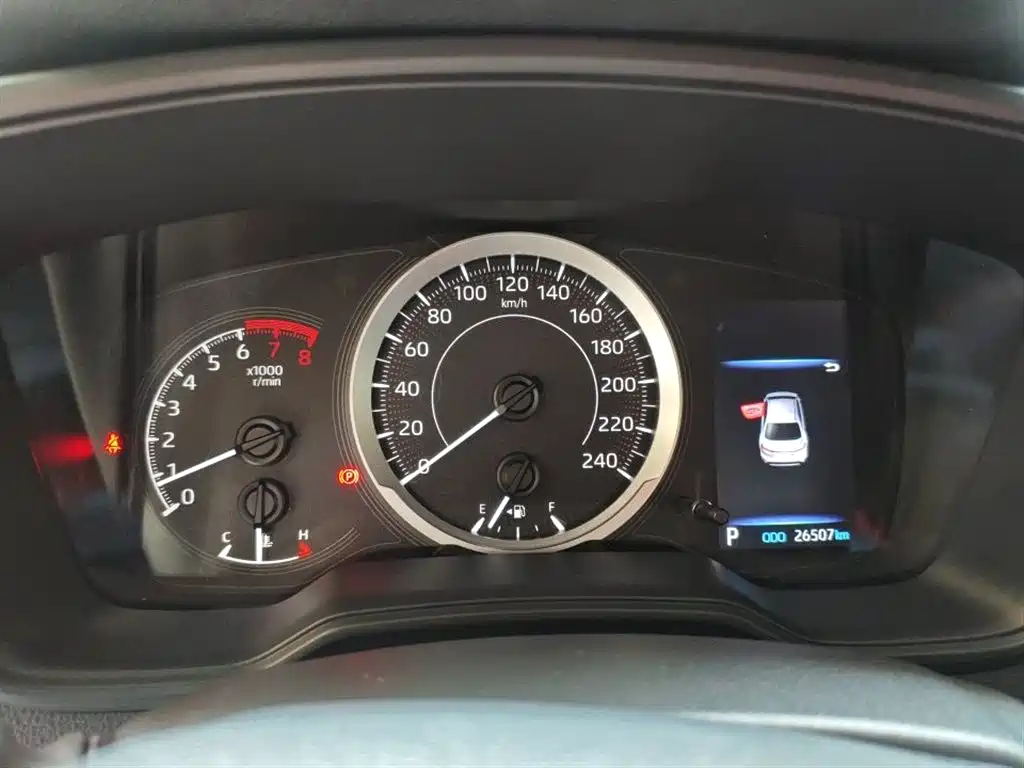 Toyota Levin 2021 185T CVT Sport Edition фото 8
