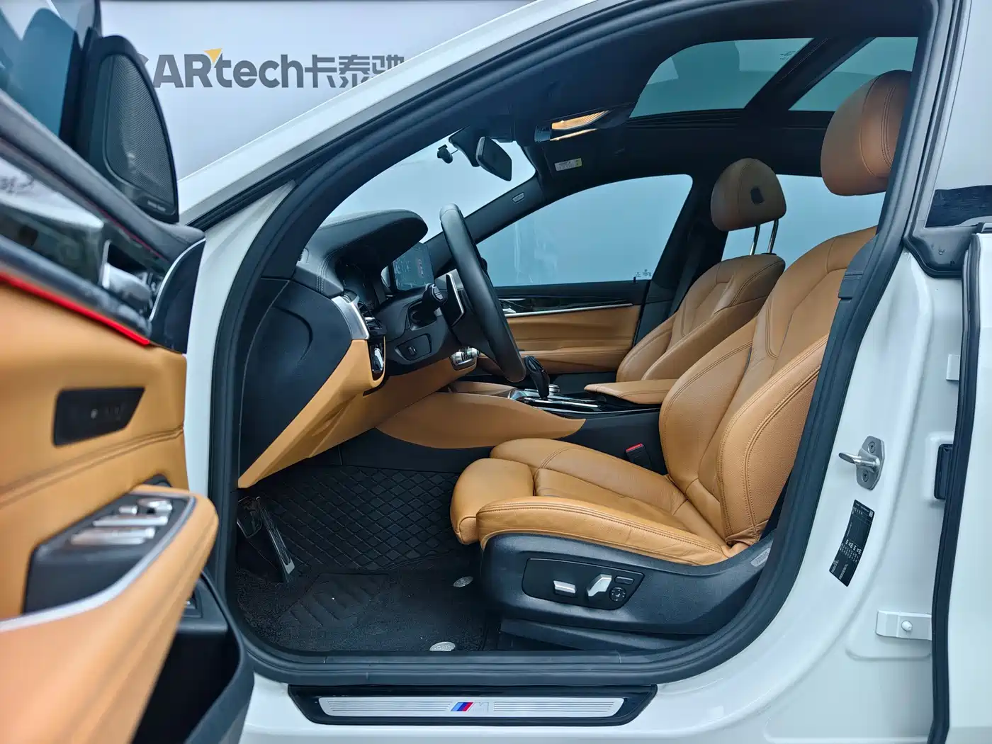 BMW 6 Series GT 2021 630i M Sport Package фото 9