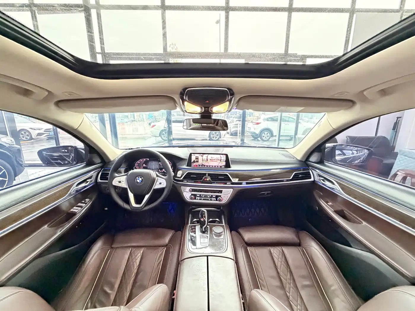 BMW 7 Series 2019 730Li Luxury Package фото 11
