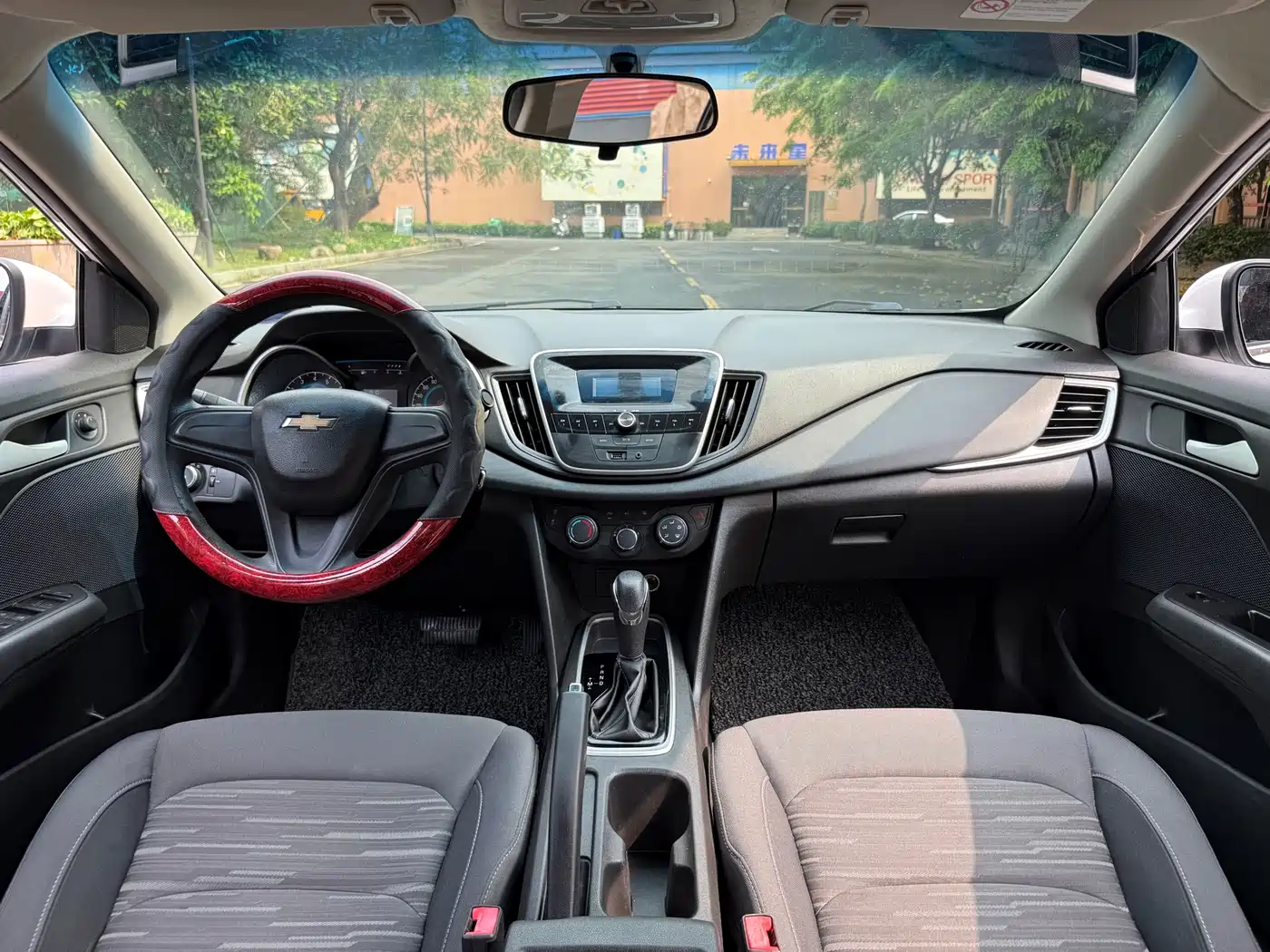 Chevrolet Cavalier 2016 Model 1.5L Automatic Delight Edition фото 12