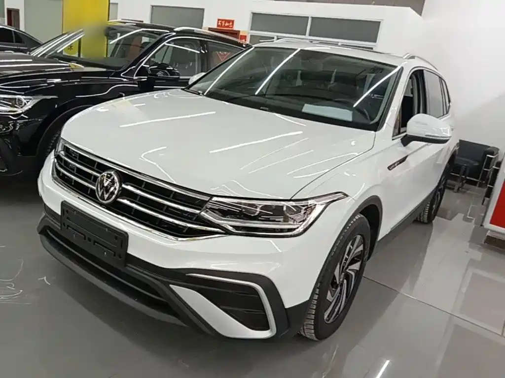 Volkswagen Tiguan L 2023 Facelift 330TSI Automatic 2WD Smart Edition