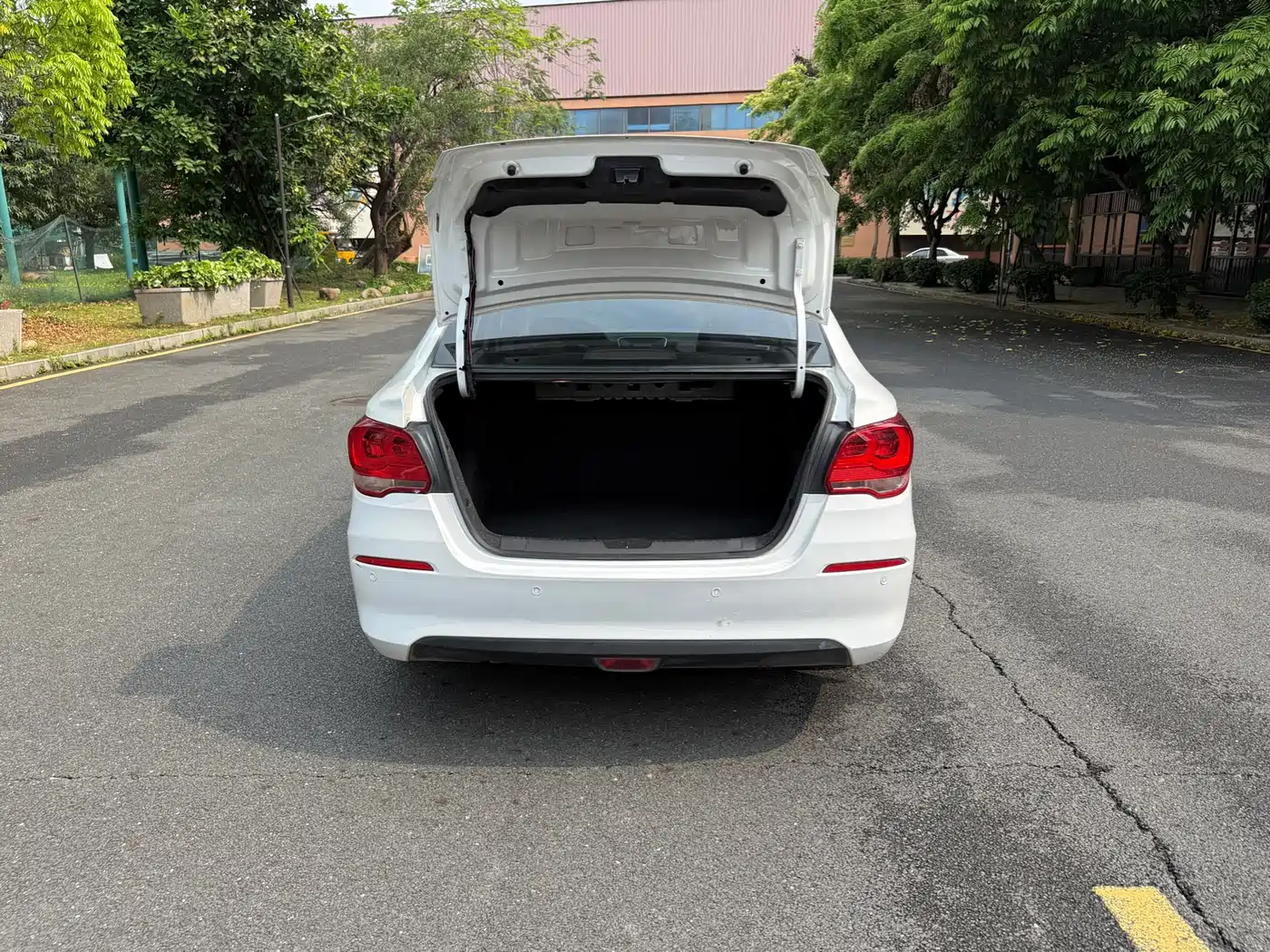 Chevrolet Cavalier 2016 Model 1.5L Automatic Delight Edition фото 17