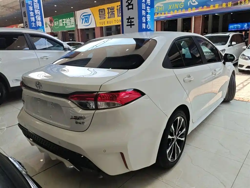 Toyota Levin 2021 185T CVT Sport Edition фото 4