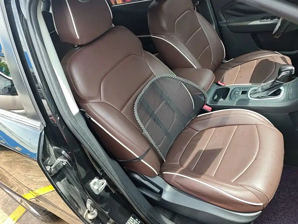 Фото 25 - MG Roewe RX5