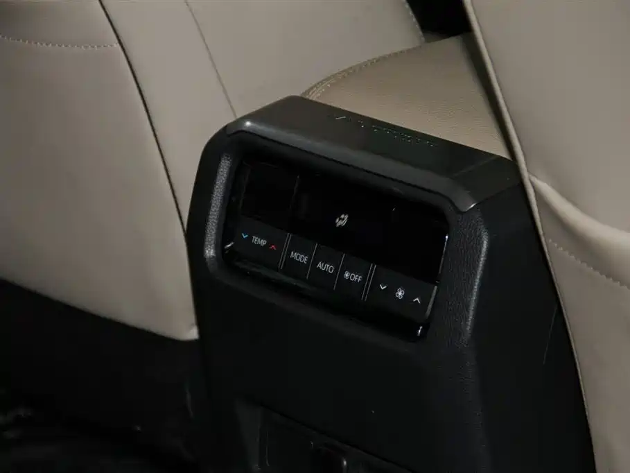 Toyota Prado 2024 2.4T All-Terrain TX Edition 5-Seater фото 21