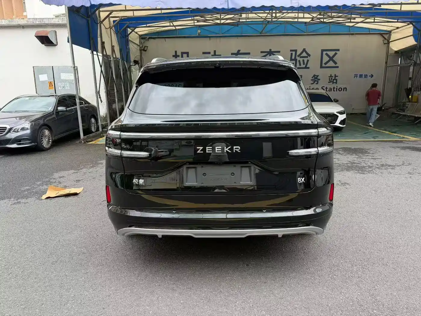 2026 ZEEKR 8X