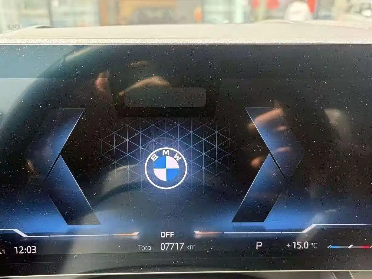 BMW 5 Series 2025 530Li Premium M Sport Package фото 7