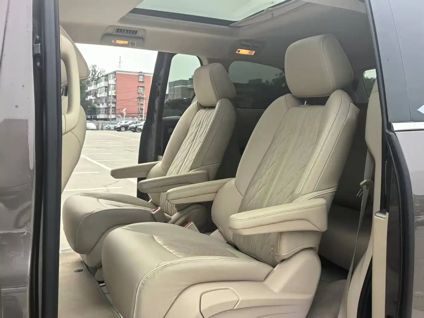 Buick GL8 2023 Land Business Class Smart Premium фото 11
