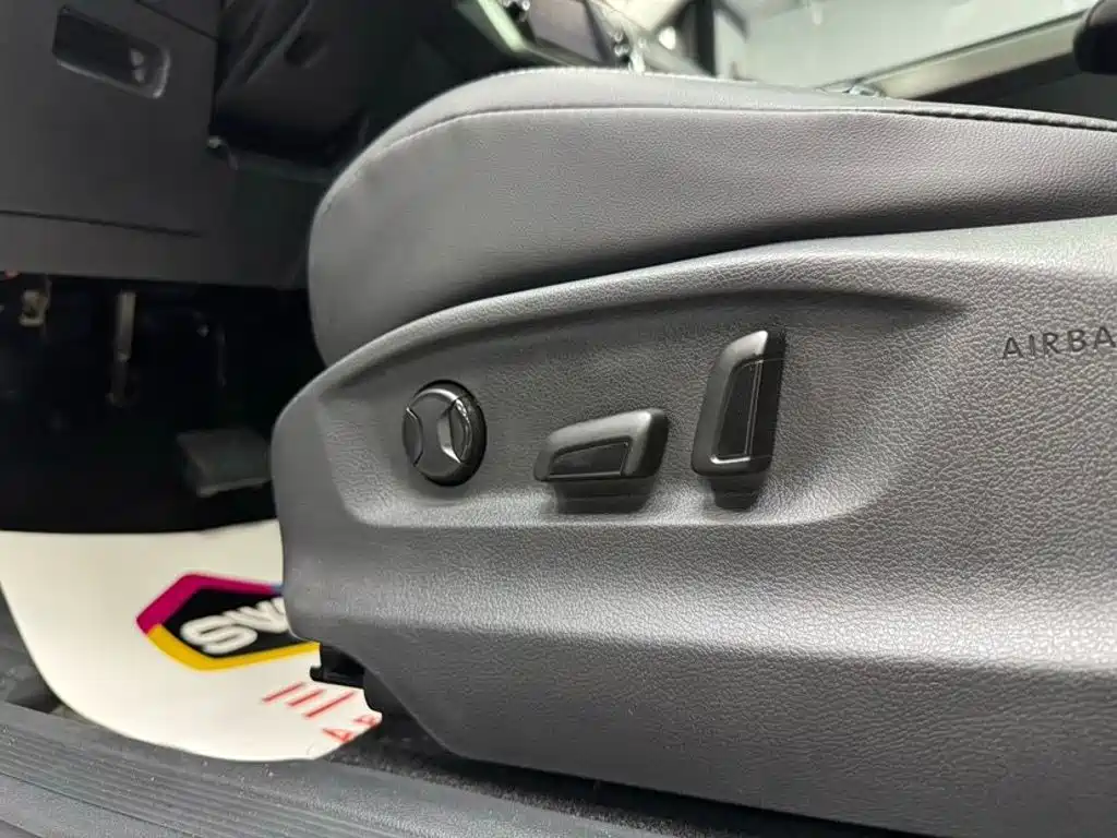 Volkswagen Touran 2022 2021 Touran L 280TSI DSG Cross Edition 7-seater