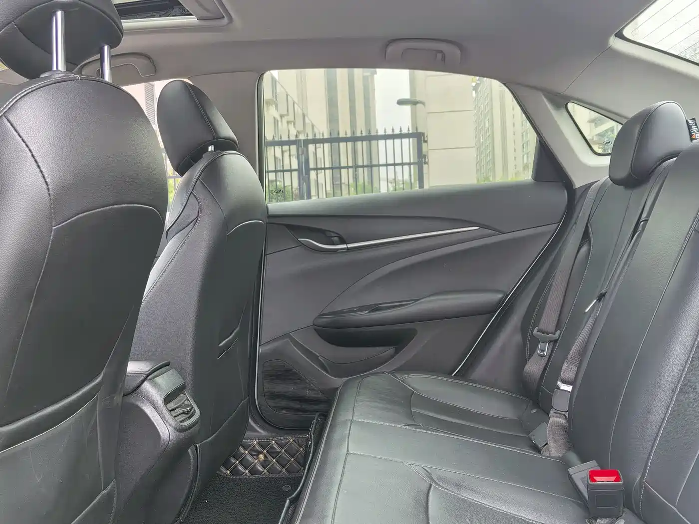 Buick Excelle 2019 18T Auto Connected Elite China VI фото 13