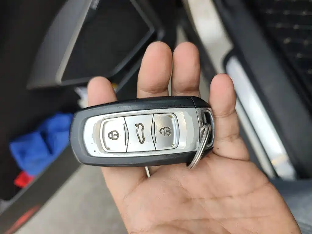 Geely Boyue 2016 2016 2.0L Manual Smart Connectivity