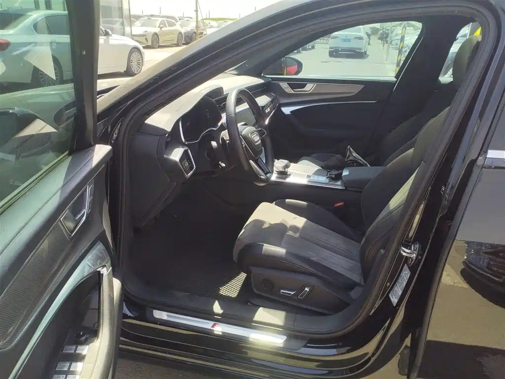 Audi A6L 2024 40 TFSI Luxury Dynamic фото 23