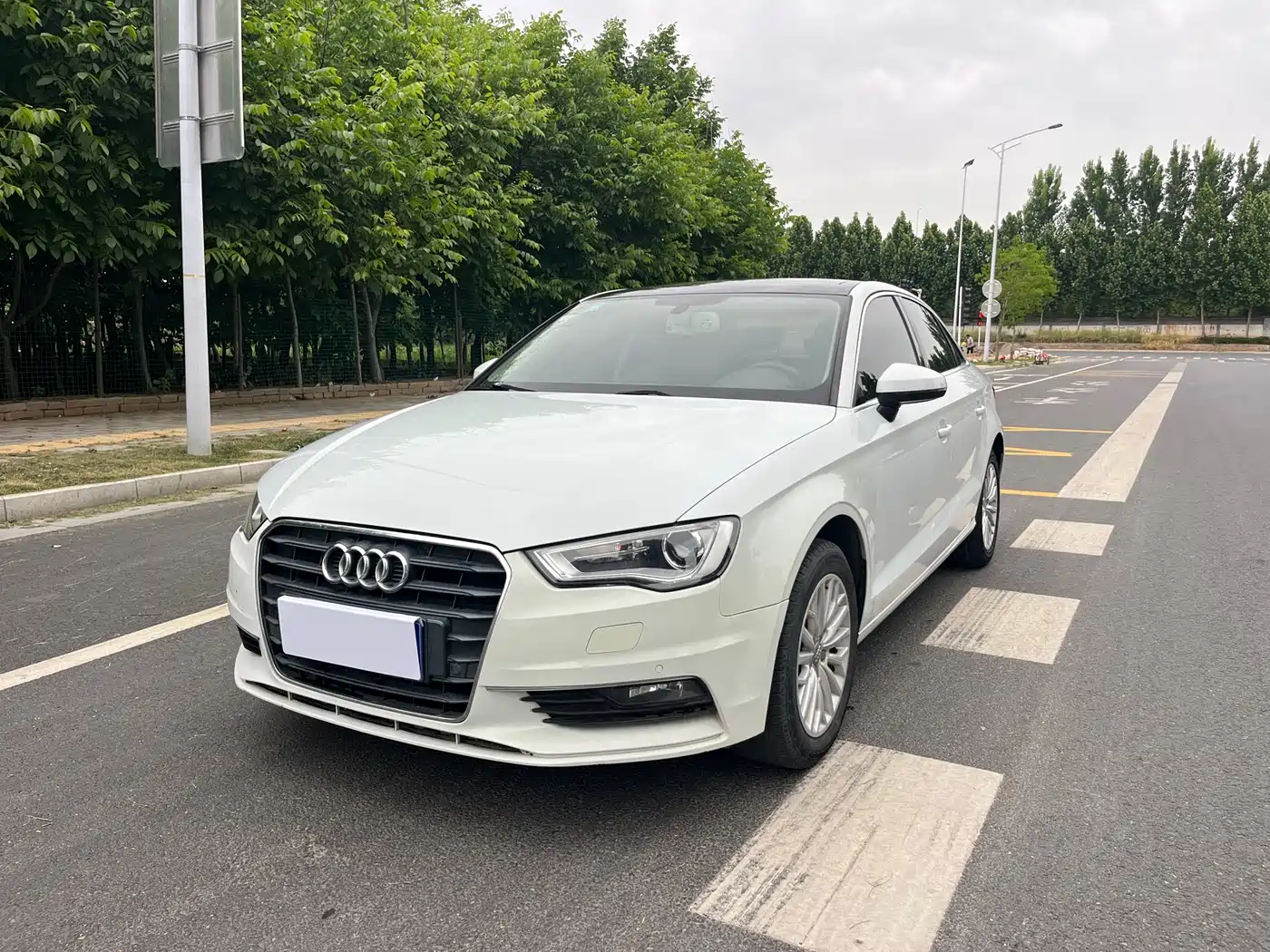 Audi A3 2016 Limousine 35 TFSI Leadership
