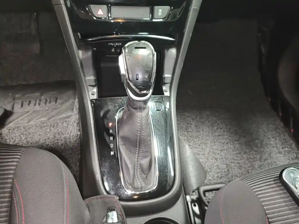Фото 14 - Buick Encore