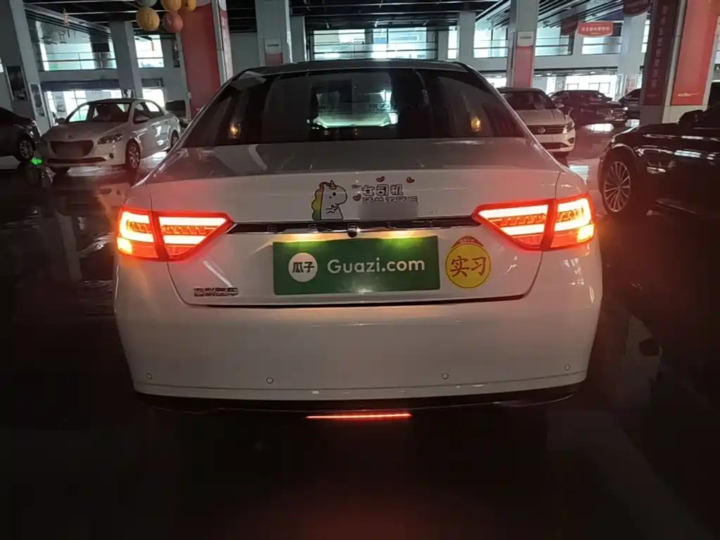 Geely Emgrand GL 2020 2020 1.4T CVT Asian Games Edition