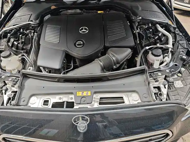 Mercedes-Benz C-Class 2024 C 260 L — фото 3