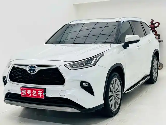 Toyota Highlander Гибрид, 2.5L, Полный привод, Премиум, 7 мест