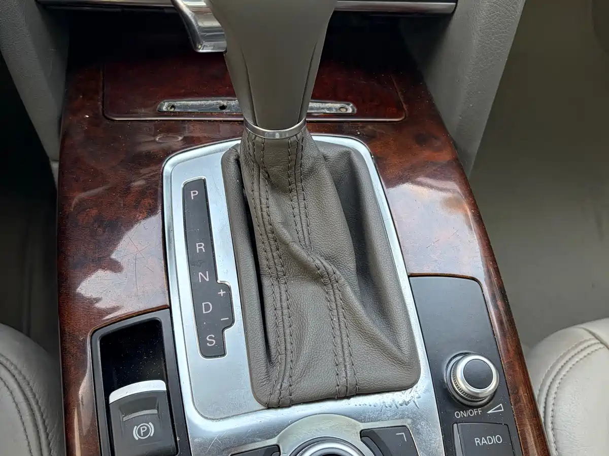 Audi A6L 2011 Model 2.0 TFSI Auto Standard фото 14