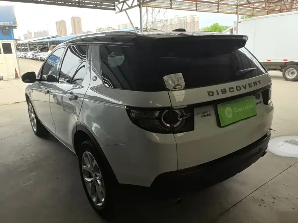Land Rover Discovery Sport (Import) 2015 2015 2.0T SE