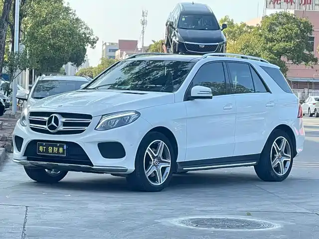 MERCEDES-BENZ GLE